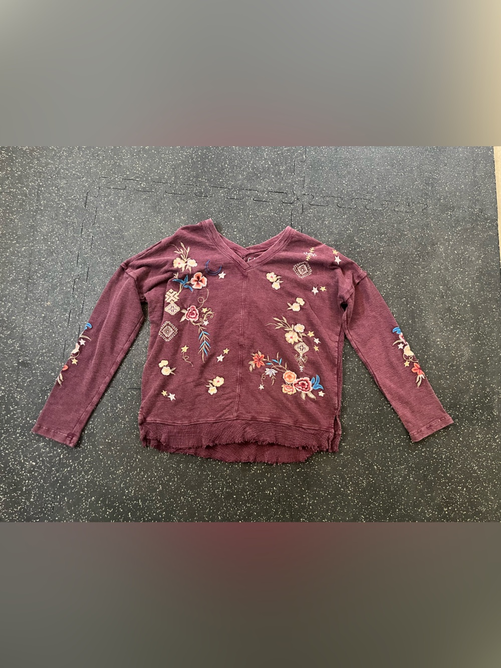 Calia by Carrie Underwood Embroidered Boho Long Sleeve Top | Large | EUC
